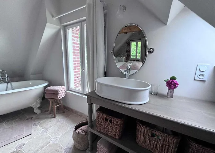 Hébergement de vacances Exceptional 5 Bedroom House Near The Trouville-sur-Mer