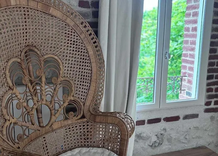 Exceptional 5 Bedroom House Near The Hébergement de vacances *