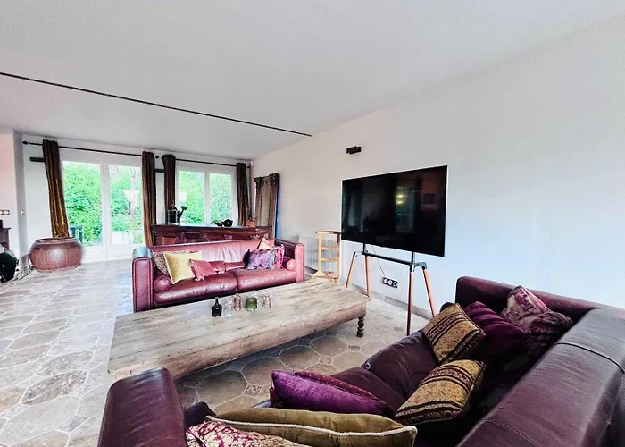 Hébergement de vacances Exceptional 5 Bedroom House Near The Trouville-sur-Mer