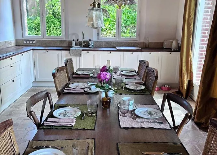 Exceptional 5 Bedroom House Near The Trouville-sur-Mer