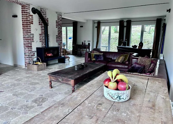 Exceptional 5 Bedroom House Near The Trouville-sur-Mer