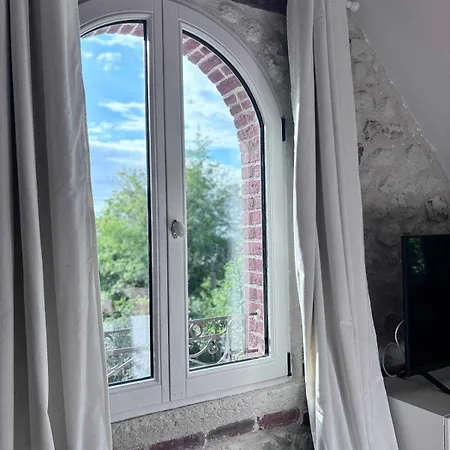 Exceptional 5 Bedroom House Near The Trouville-sur-Mer