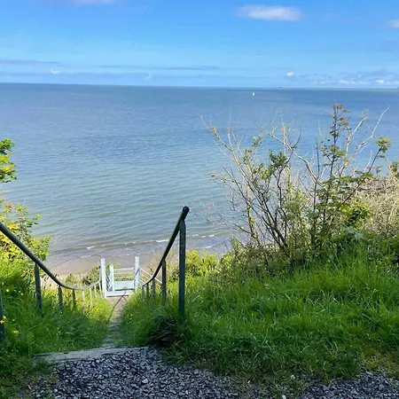 Holiday home Exceptional 5 Bedroom House Near The *