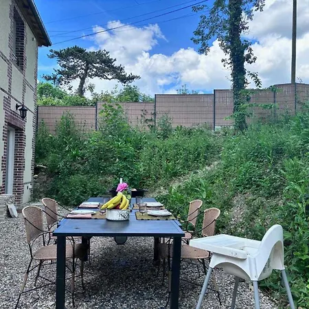 Exceptional 5 Bedroom House Near The 別荘