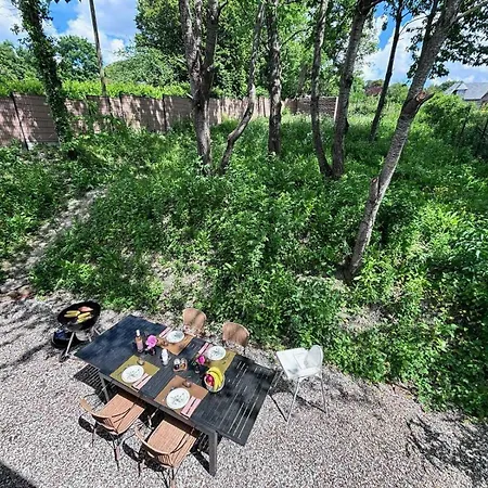 Exceptional 5 Bedroom House Near The トルヴィル＝シュル＝メール