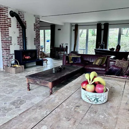 Exceptional 5 Bedroom House Near The Trouville-sur-Mer
