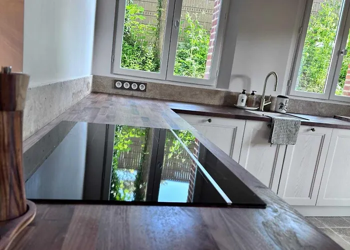 Vakantiehuis Exceptional 5 Bedroom House Near The *